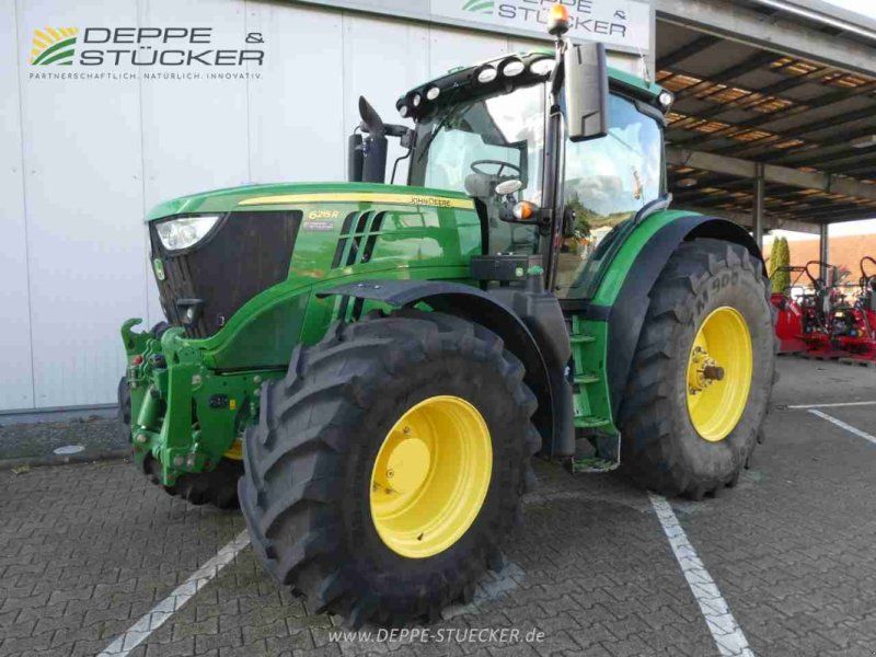 John Deere 6215R
