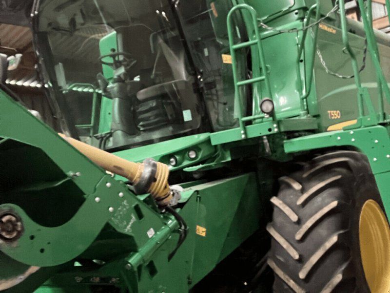 John Deere J- T550 HM 4M 1900 H BATT