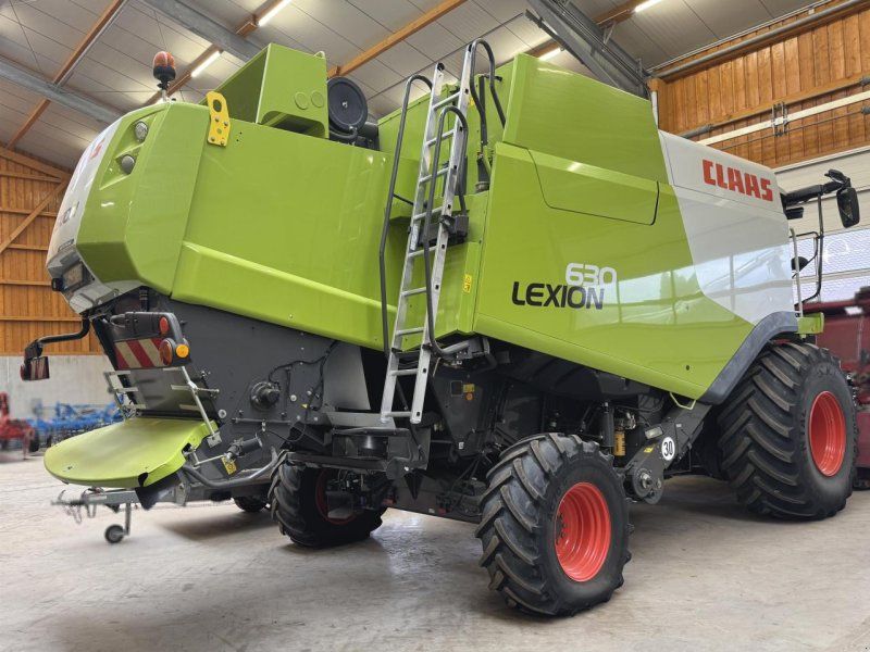 Claas LEXION 630 MONTANA T4