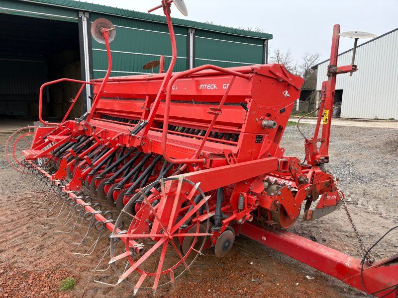 Kuhn Integra CombiLiner 4003 SD + HRB 403
