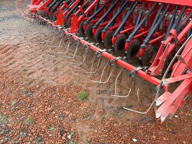 Kuhn Integra CombiLiner 4003 SD + HRB 403