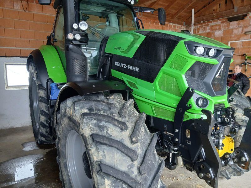 Deutz-Fahr Agrotron 6215 TTV