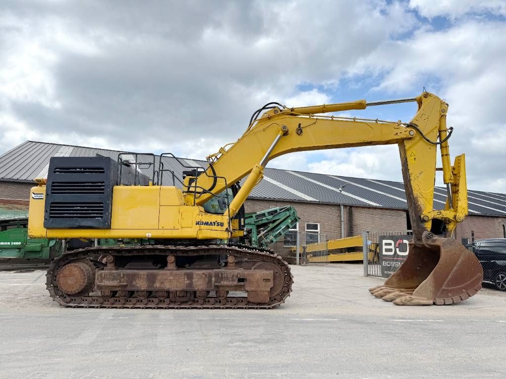 Komatsu PC700LC-11 - Adjustable UC / Rear + Side Camera