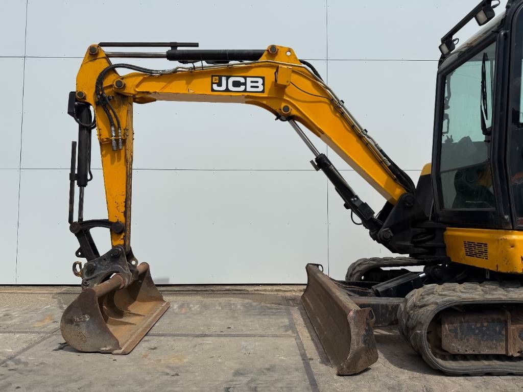 JCB 48Z-1 - Hammer Lines / Quick Coupler