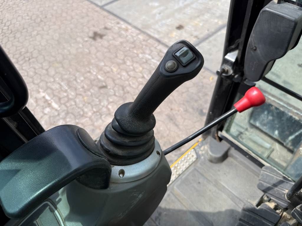 JCB 48Z-1 - Hammer Lines / Quick Coupler