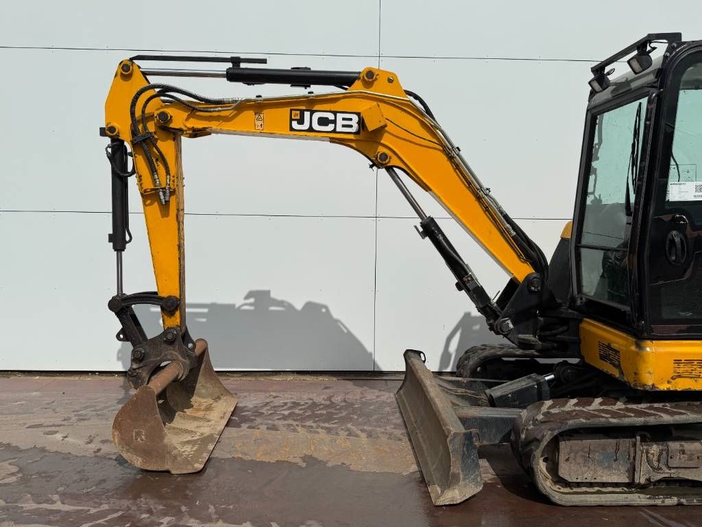 JCB 48Z-1 - Hammer Lines / Quick Coupler