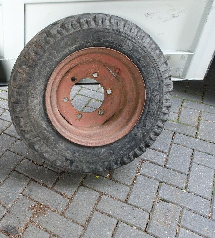 Vredestein Landbouw band met velg 10.0/75-15.3