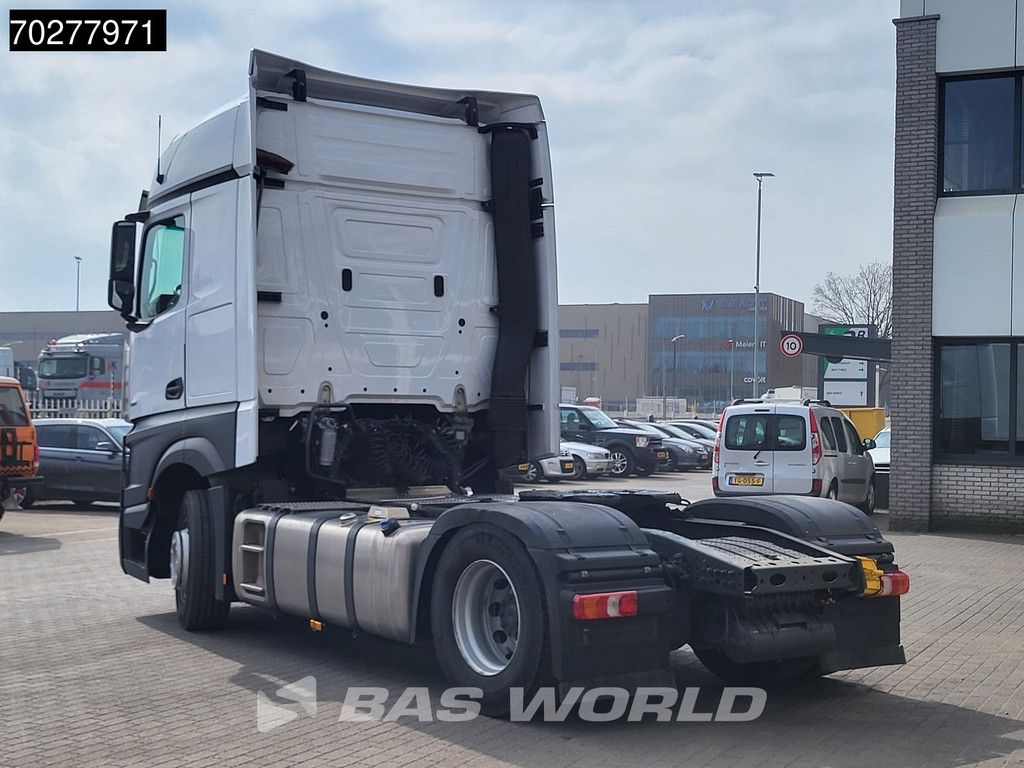 Mercedes Actros Actros 1851 4X2 BigSpace 2x Tanks