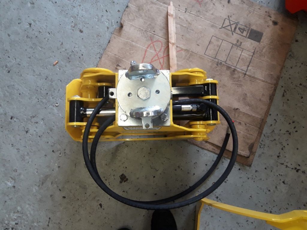 VZM VZM 110 houtklem houtgrijper 110 CM OPENING