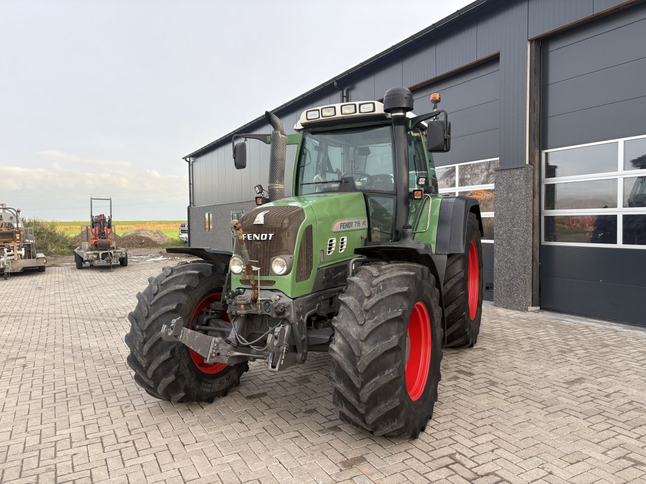 Fendt 716 com 3