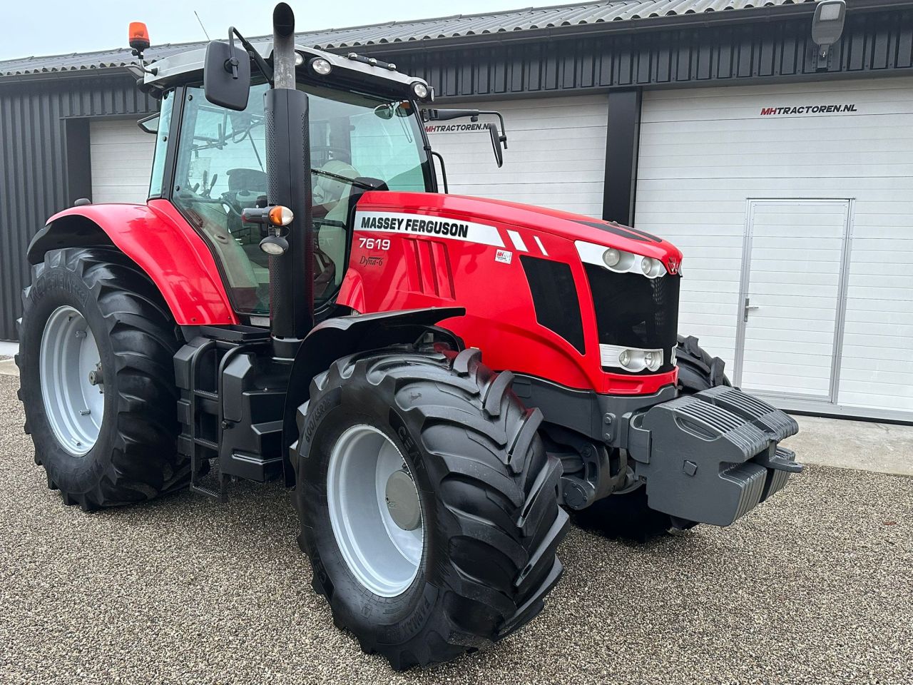 Massey Ferguson 7619