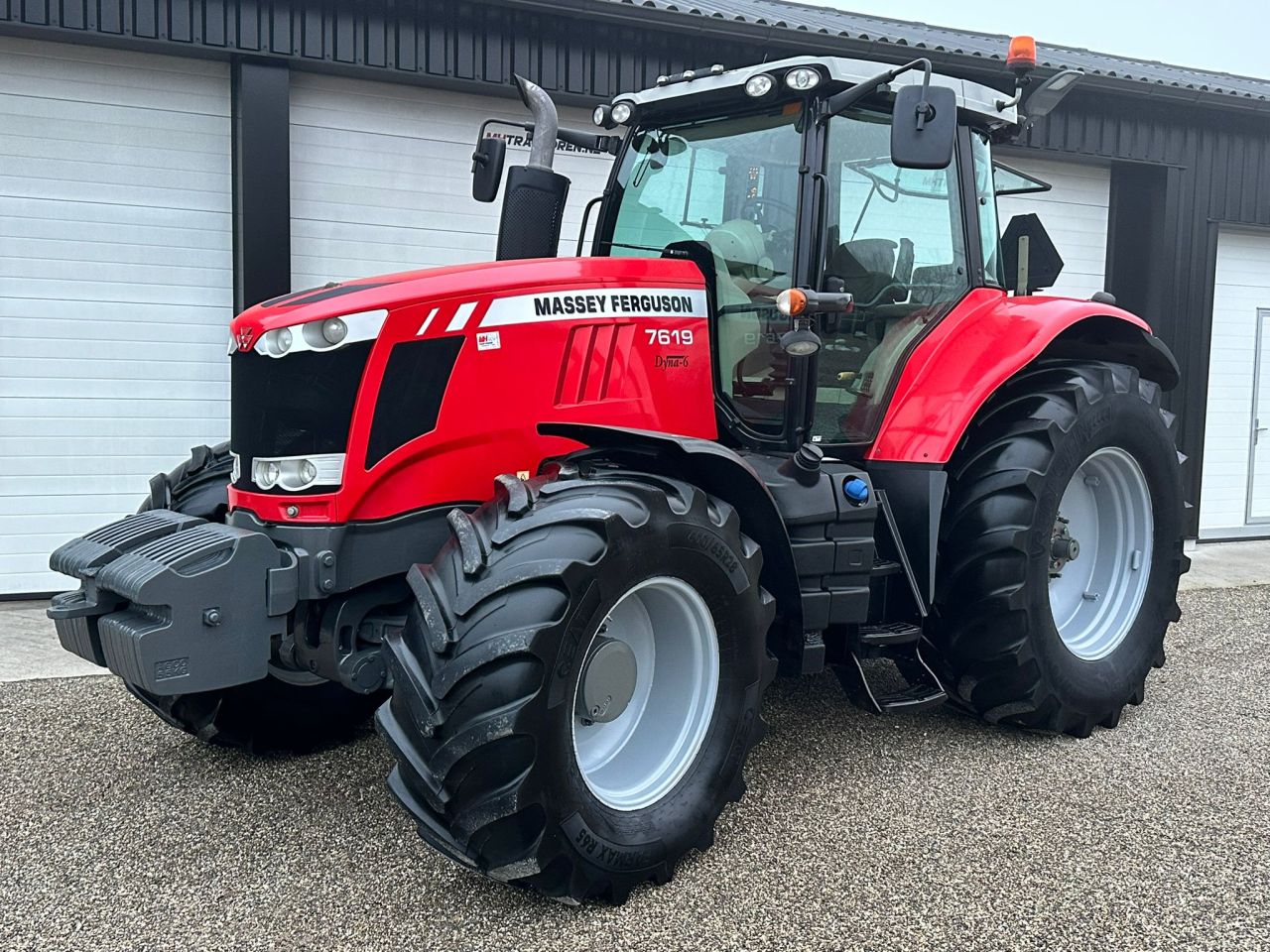 Massey Ferguson 7619