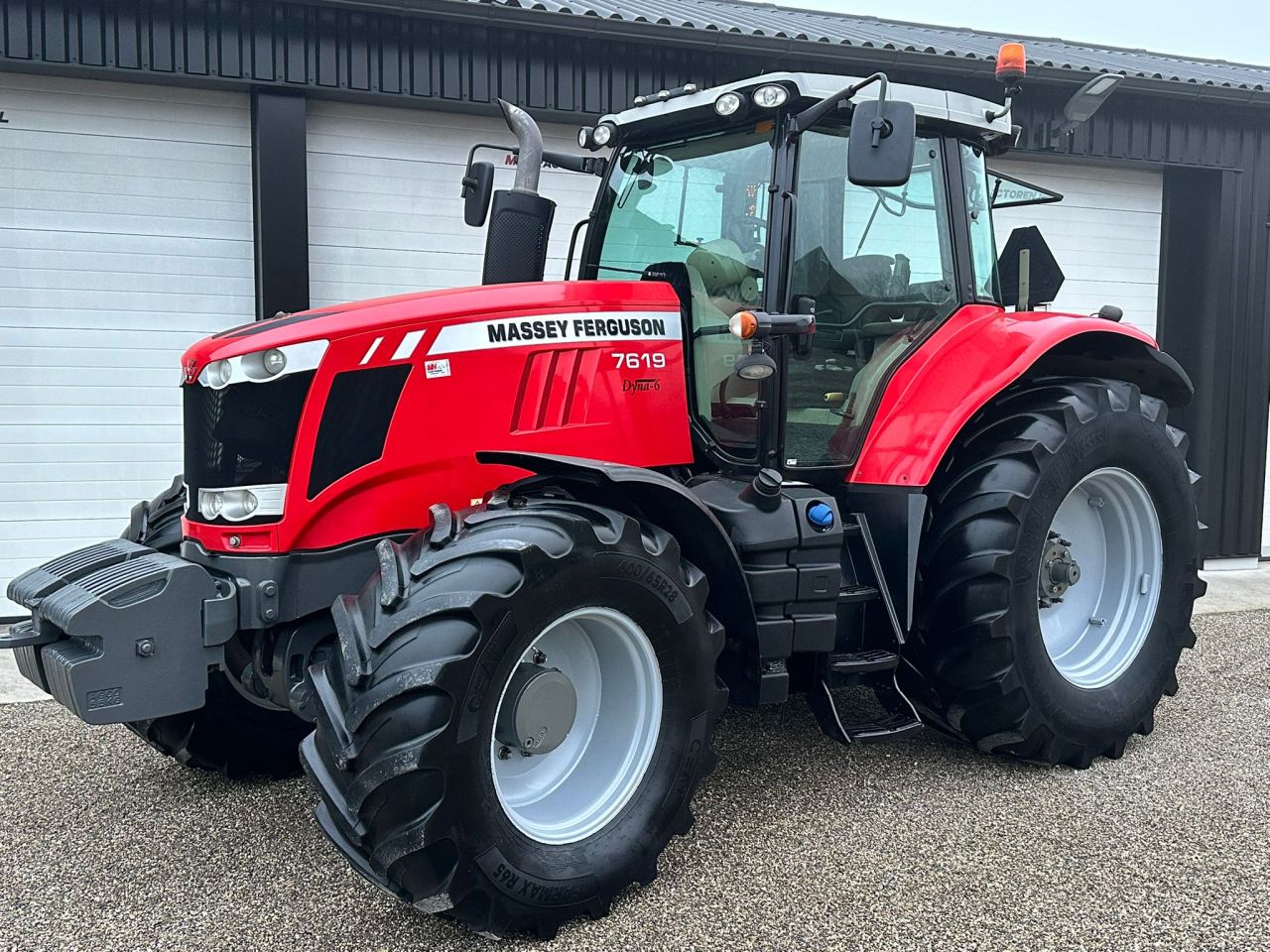 Massey Ferguson 7619