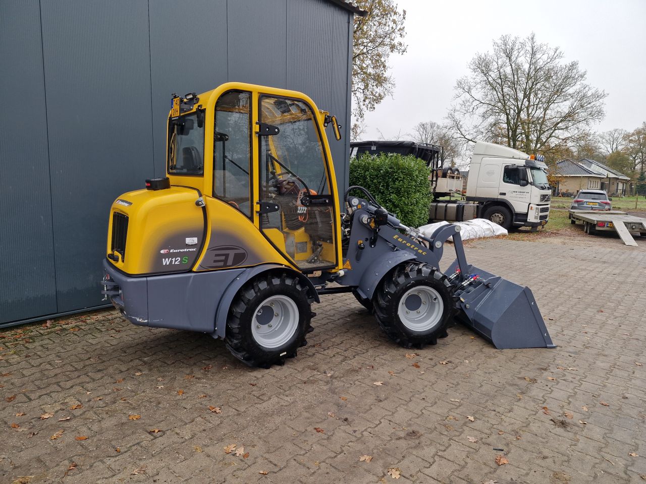 Eurotrac W 12 ICS Industrie voor extra zicht en hefvermogen