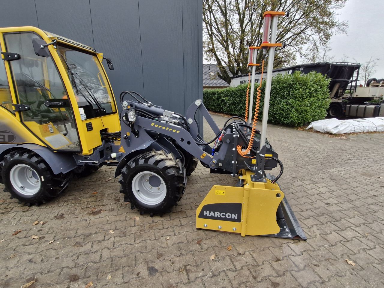 Eurotrac W 12 ICS Industrie voor extra zicht en hefvermogen