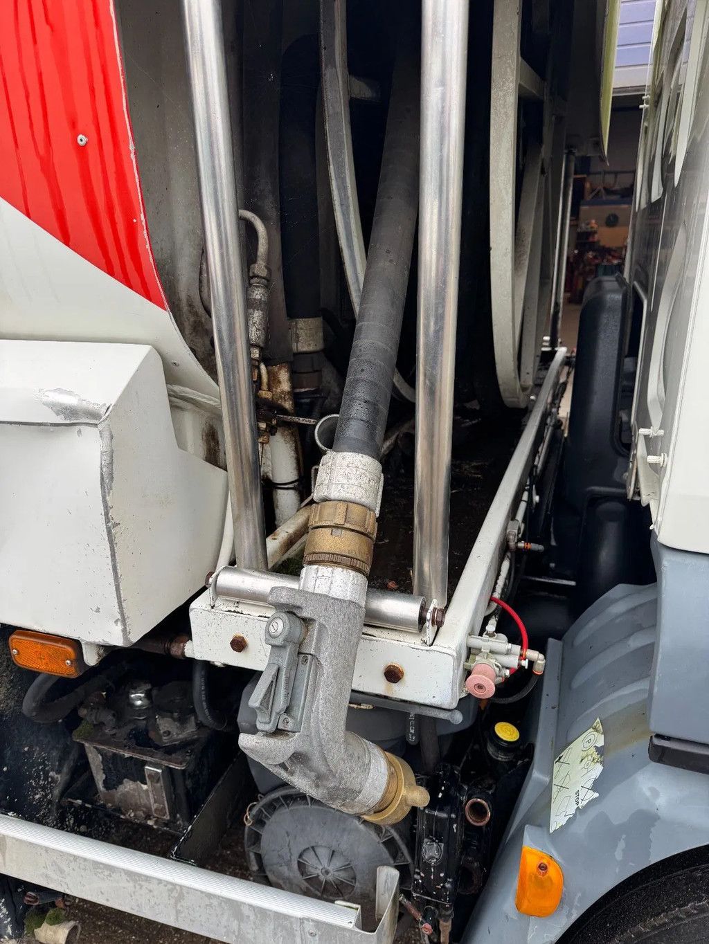 DAF LF 45 **FUELTANKER-PETROLIER-BELGIAN TRUCK**