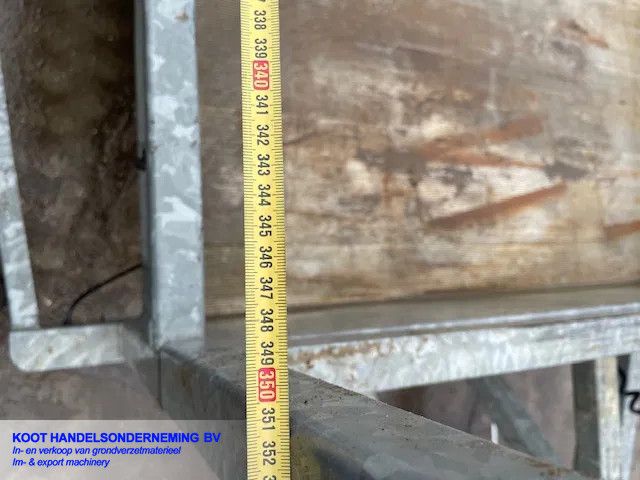 PETERS TR 35 Machinnetransporters