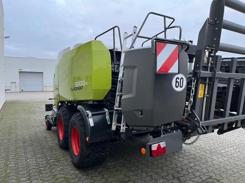 Claas QUADRANT 5200 FC T+ST