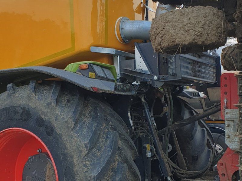 Claas Xerion 4200 Saddle Trac RTK /Volmer