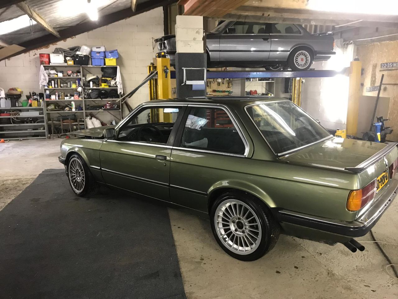 Werkplaats / loods / stalling gezocht