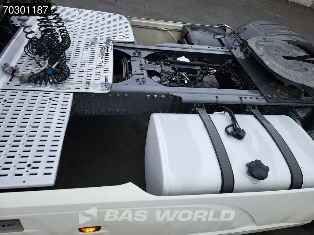 DAF CF 330 FT CF 330 4X2 Low Mileage! NL-Truck Manual