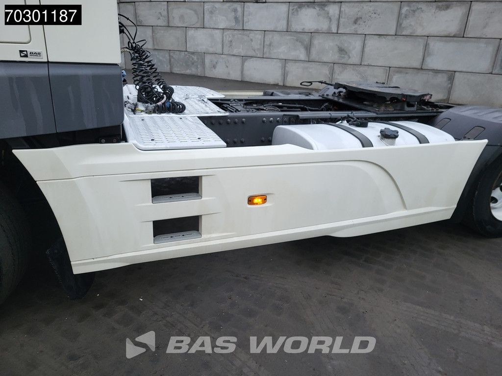 DAF CF 330 FT CF 330 4X2 Low Mileage! NL-Truck Manual