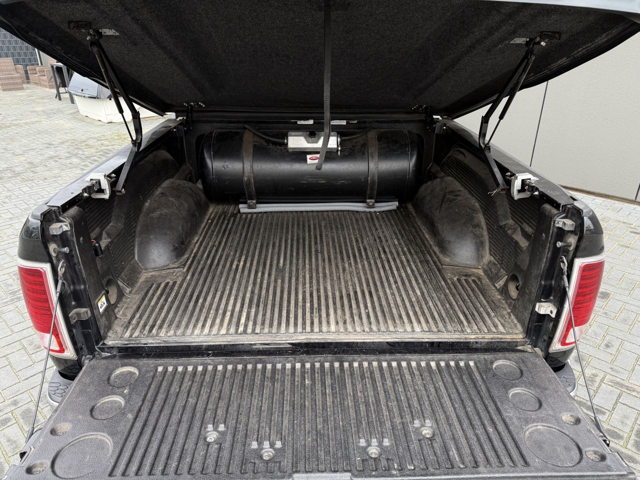 Dodge Ram1500 2018 met Hemi Tik !!