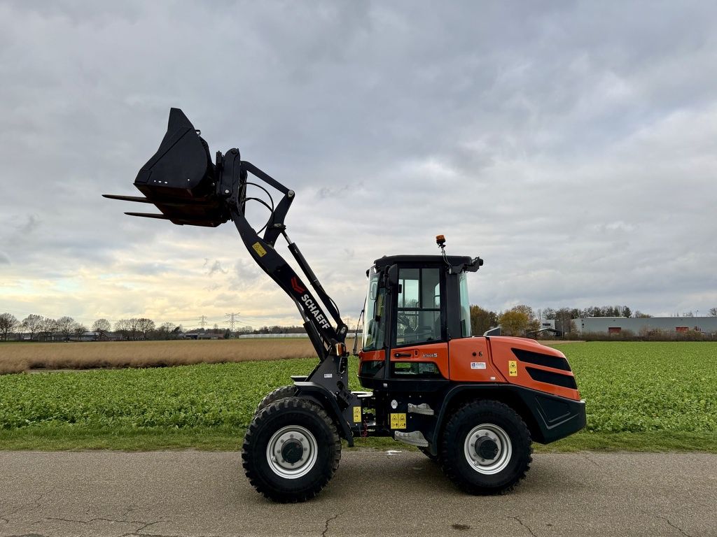 Schaeff TL80 shovel / kniklader BJ 2023 €665 LEASE
