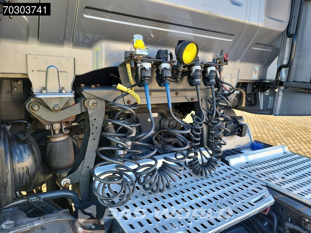 Iveco Stralis XP 480 4X2 Low Mileage! Retarder 2xTanks