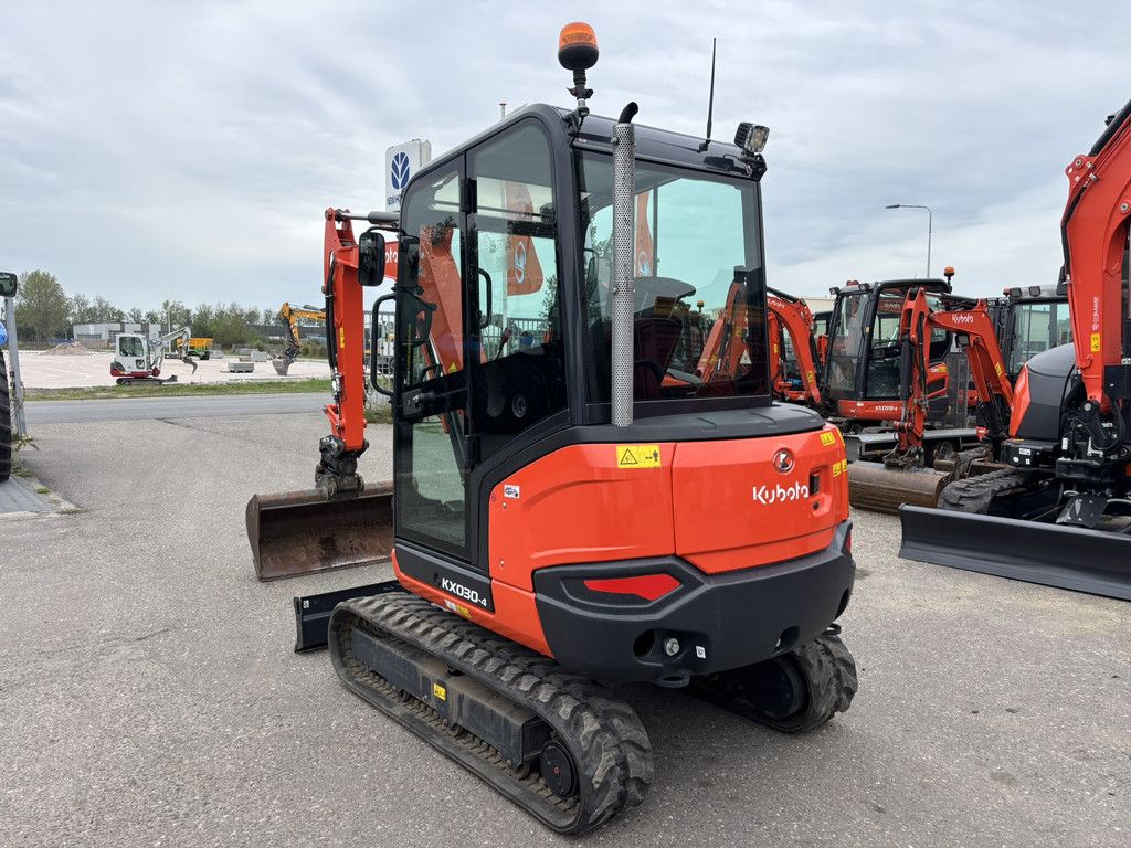 KUBOTA KX030-4 HI