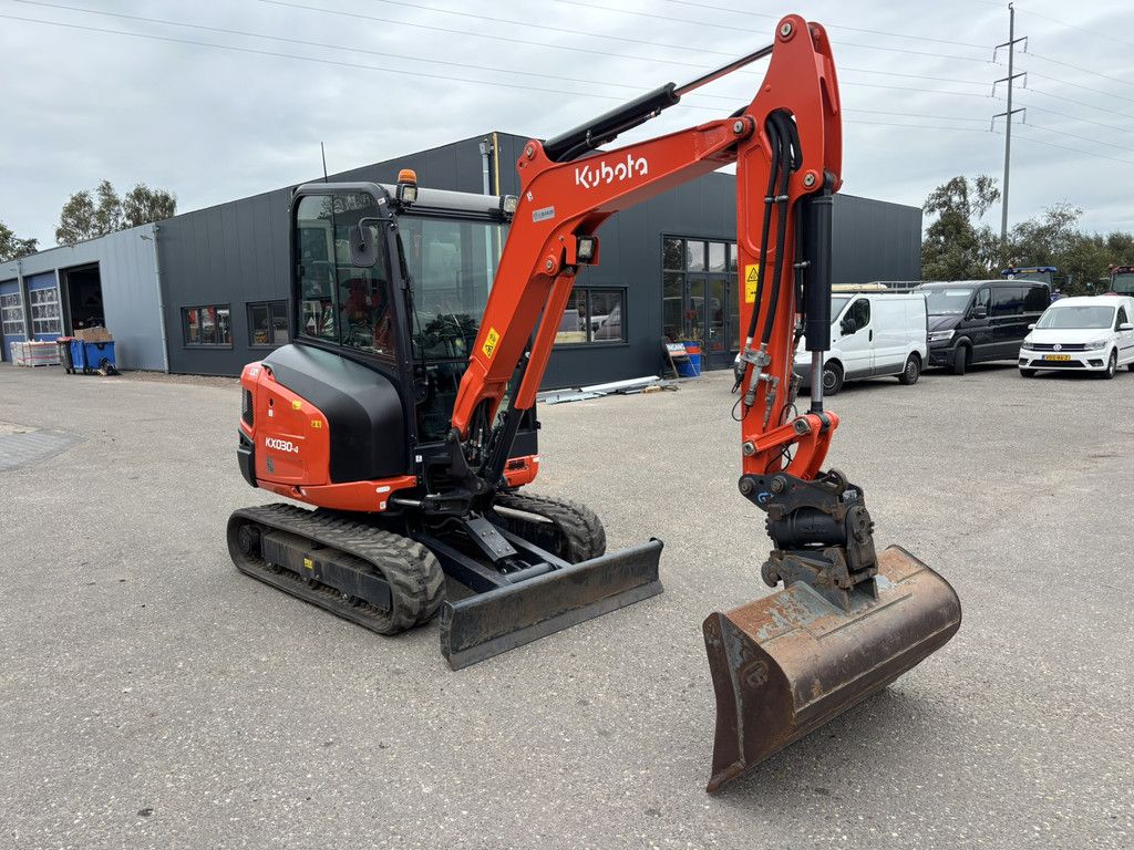 KUBOTA KX030-4 HI