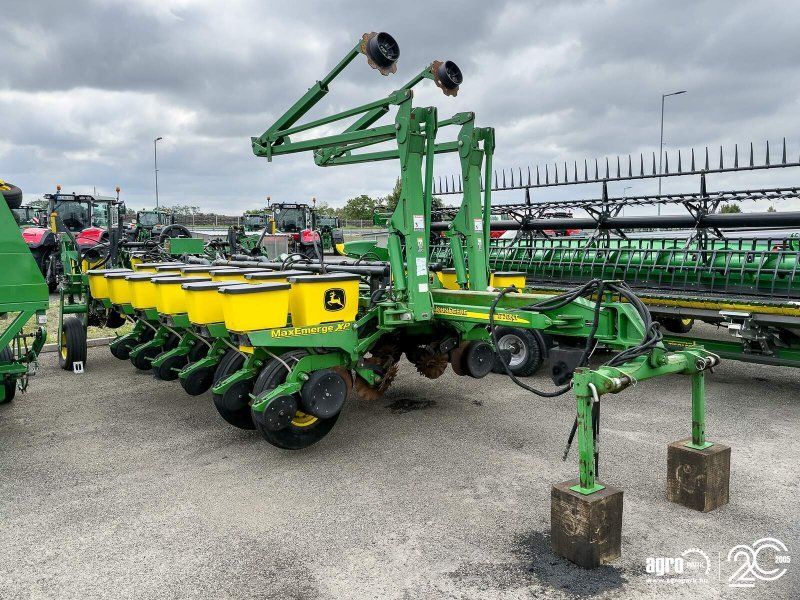 John Deere 1770NT MaxEmerge XP 16 row seeder, foldable, with Computer-Trak