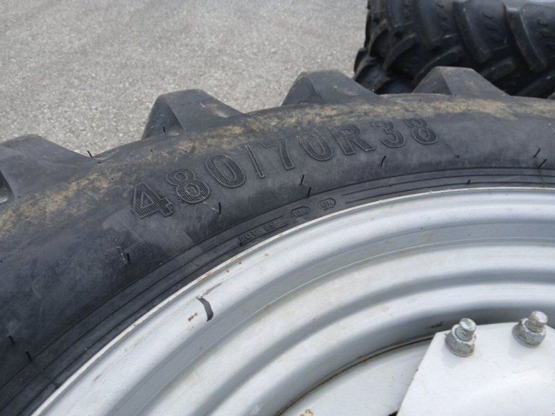 PETLAS Tratkroräder 480/70R30