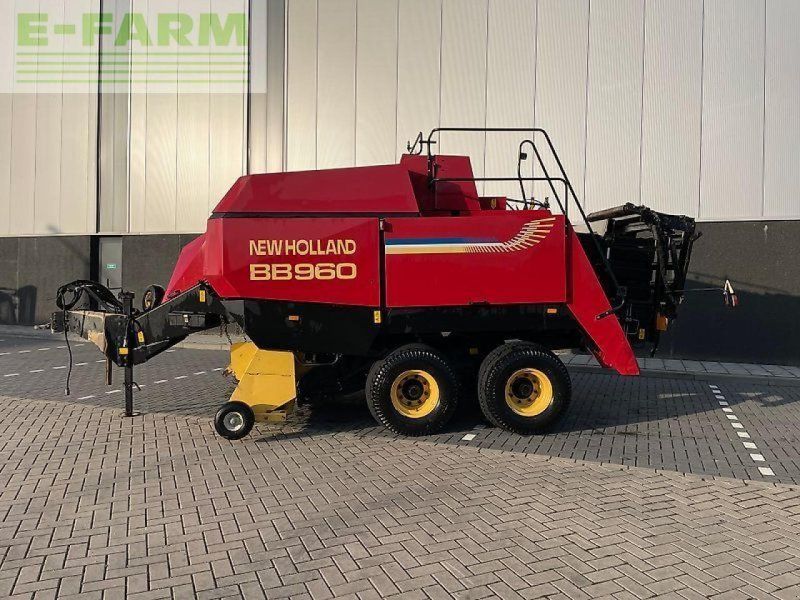 New Holland bb960