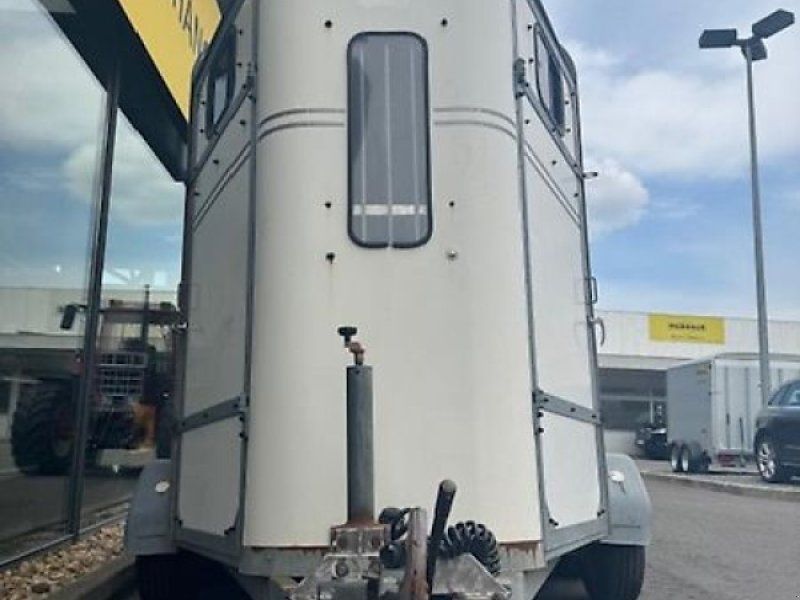 Provan 2- Pferde Flügeltüren Sattelkammer