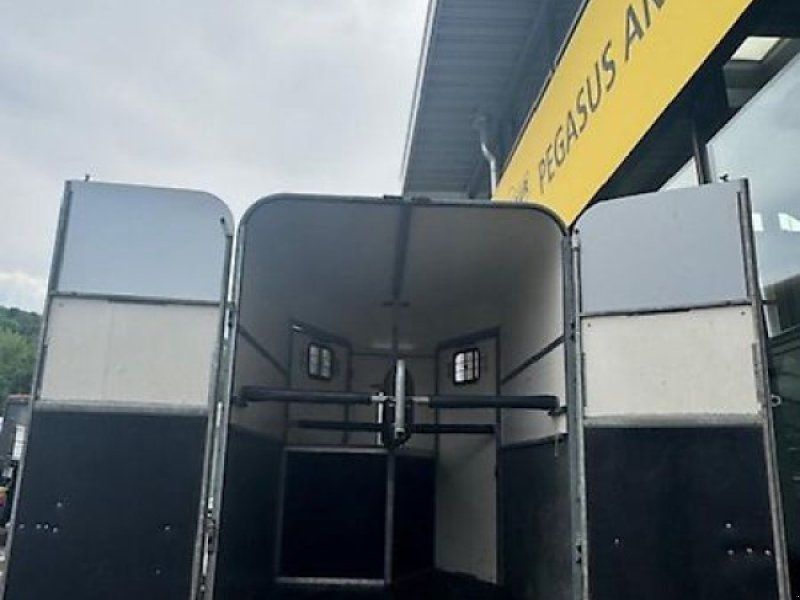 Provan 2- Pferde Flügeltüren Sattelkammer