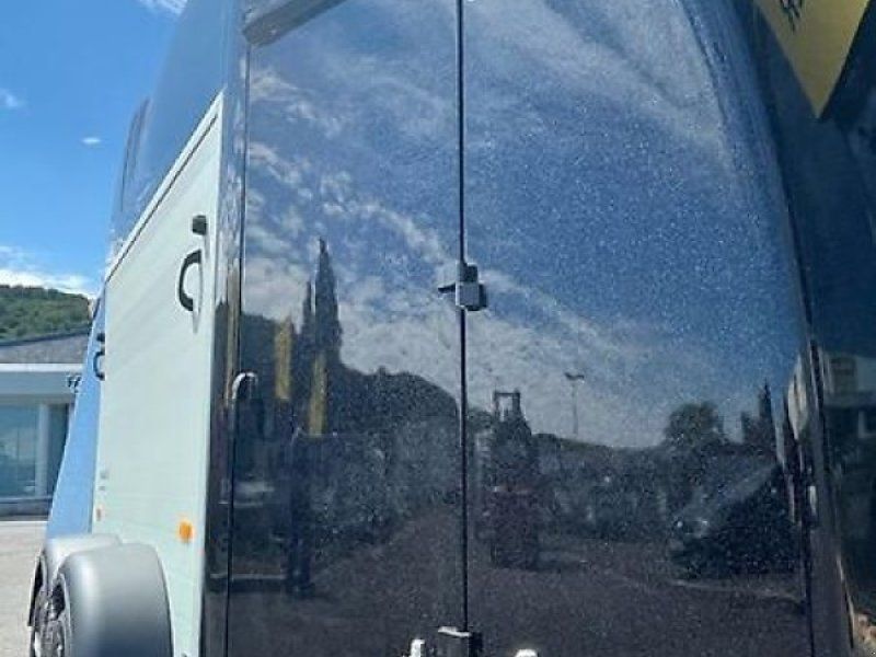 Humbaur Pegasus PRO 2-Pferd !! 2,4t SK DS