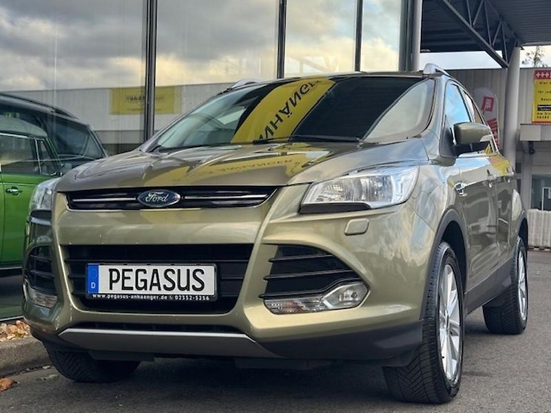 Ford Kuga Titanium SUV, Geländewagen, AHK