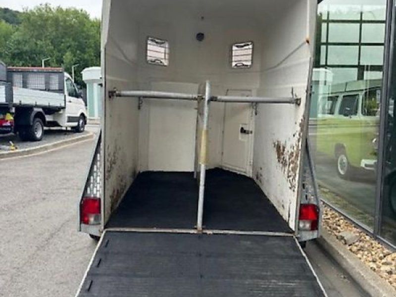 Böckmann Classic 2-Pferde Vollpoly Sattelkammer 2t.