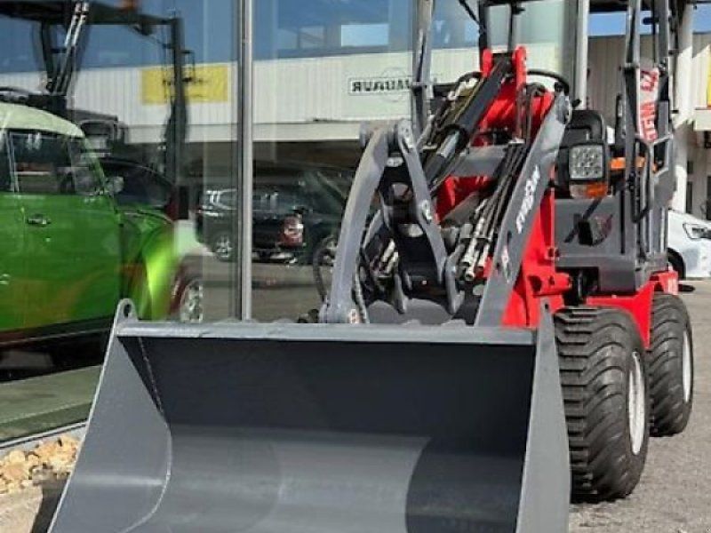 Everun ER 1220   Hoflader fahrzeug