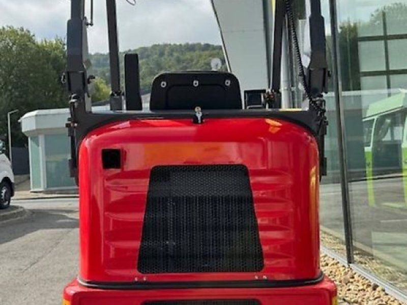 Everun ER 1220   Hoflader fahrzeug