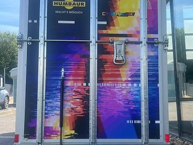 Humbaur HK 132513-15P Koffer Ltd. Ed. Cyberfunk Design