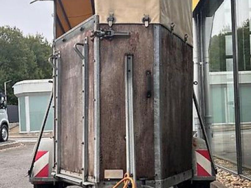 Westeria 1,2t Vieh- Pferde mit Frontausstieg