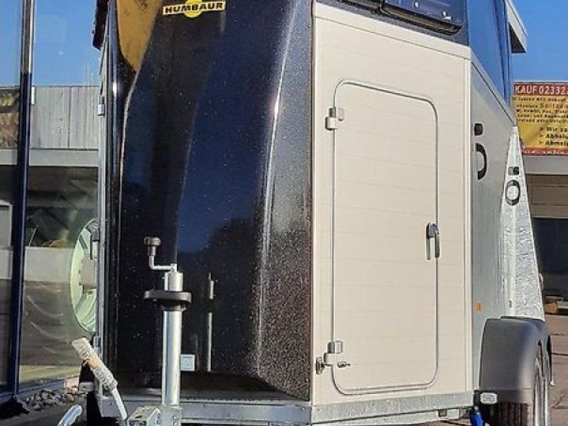 Humbaur Xanthos Aero Pferde 2,4 to Alu 100km/h SK DS