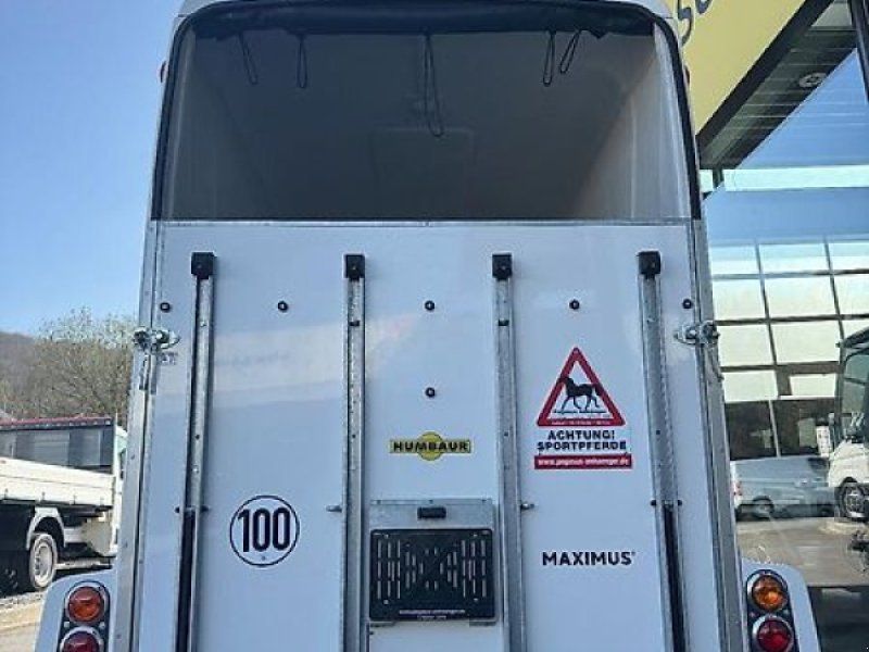 Humbaur MAXIMUS II 2700 2-Pferde 1. Hand Vollpoly