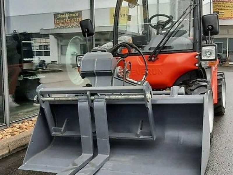 Everun ERT 1500  Hoflader Minilader