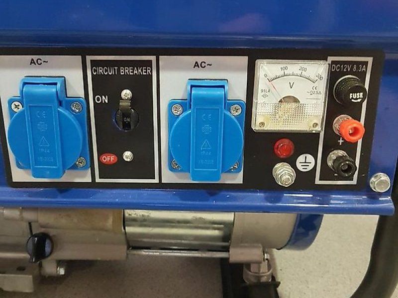 1-Phasen Benzin 2,2Kw 230V neu