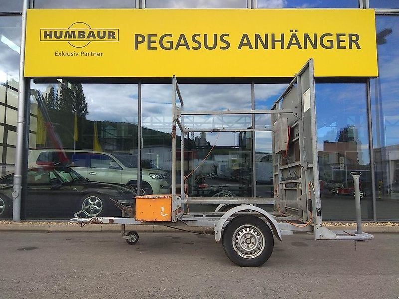 Verkehrsleittafel Baustellenanhänger 750kg