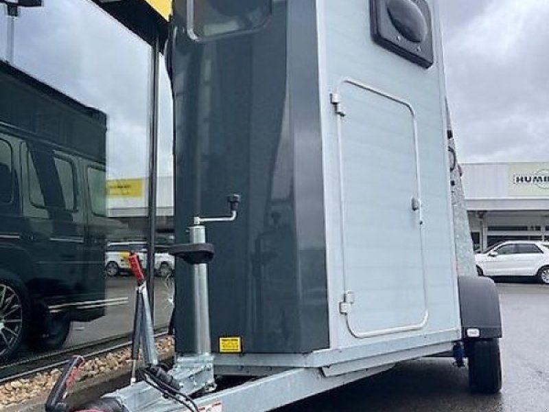 Humbaur NOTOS 2-Pferde ALU SK 2,4t 1.Hand