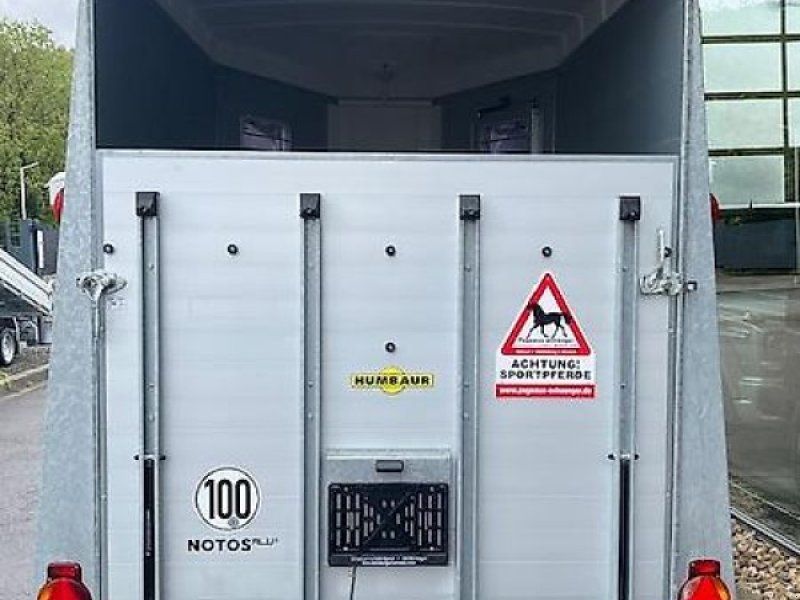 Humbaur NOTOS 2-Pferde ALU SK 2,4t 1.Hand